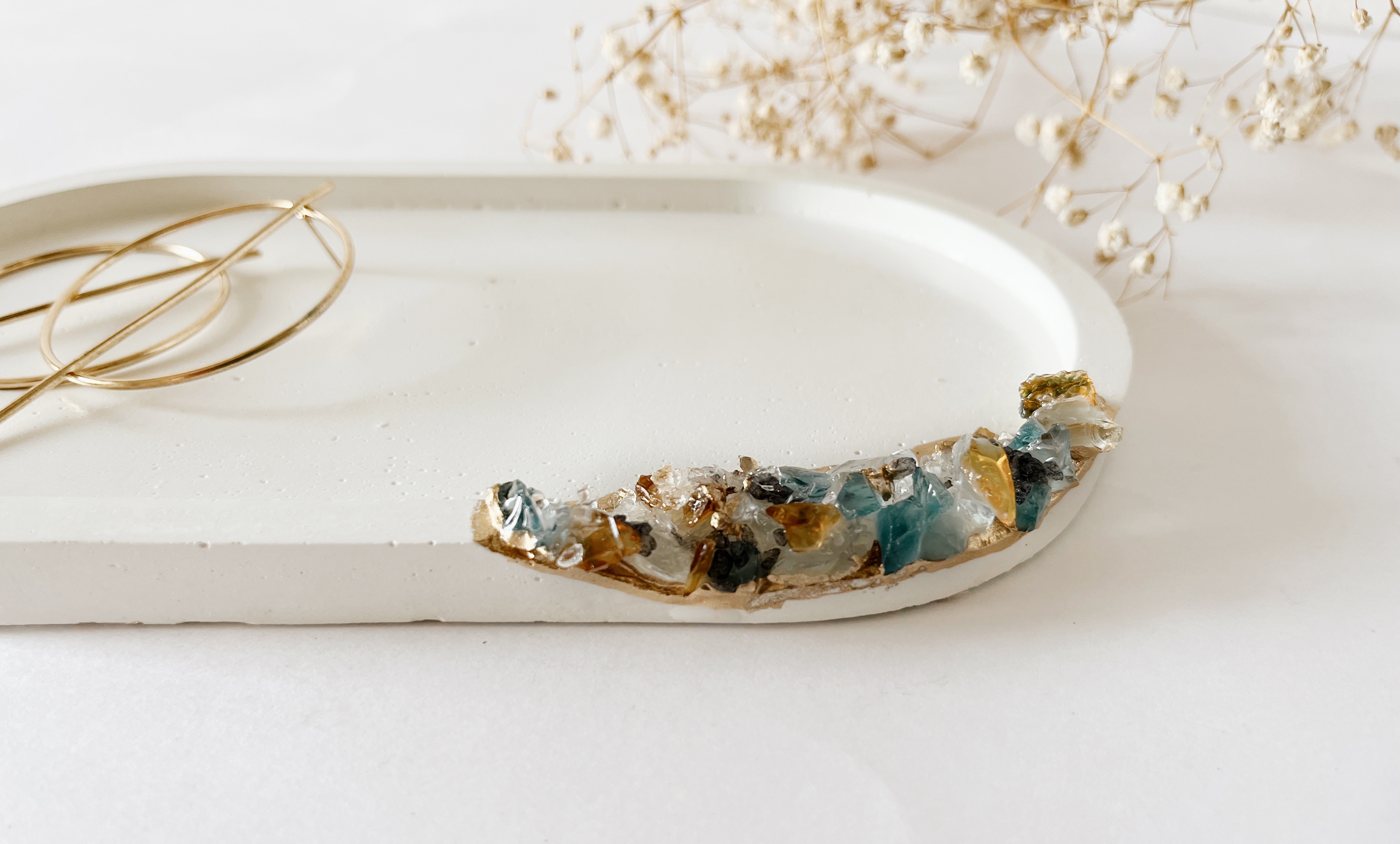 Concrete Cyrstal Trinket Tray | Multipurpose | Soap Dish + Trinket + Decorative thumbnail 2