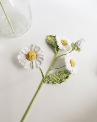 3 Head Crochet Daisy thumbnail 3