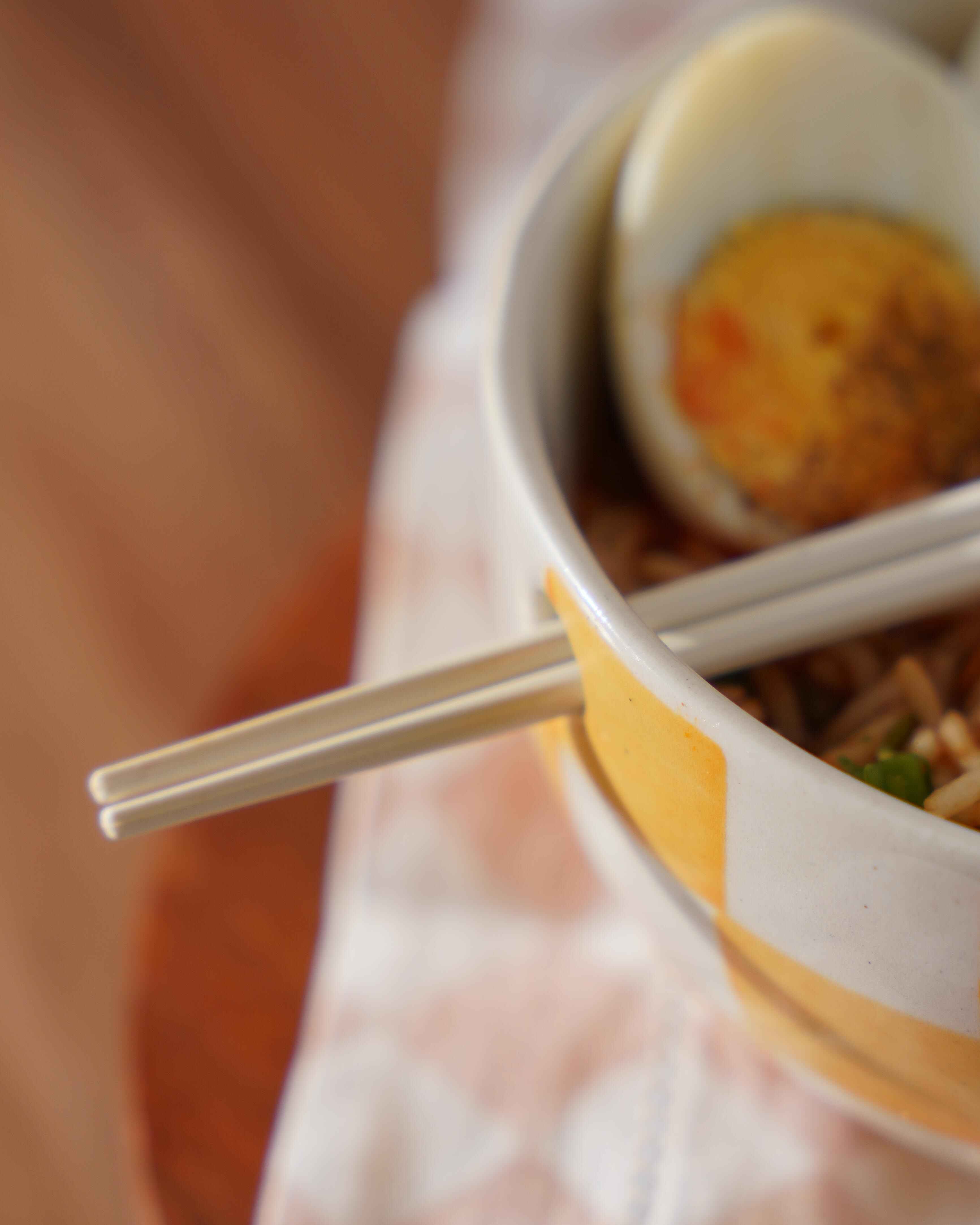 Ela- Ramen/Noodle Bowl with chopstick holder | 300 ml - alternate view