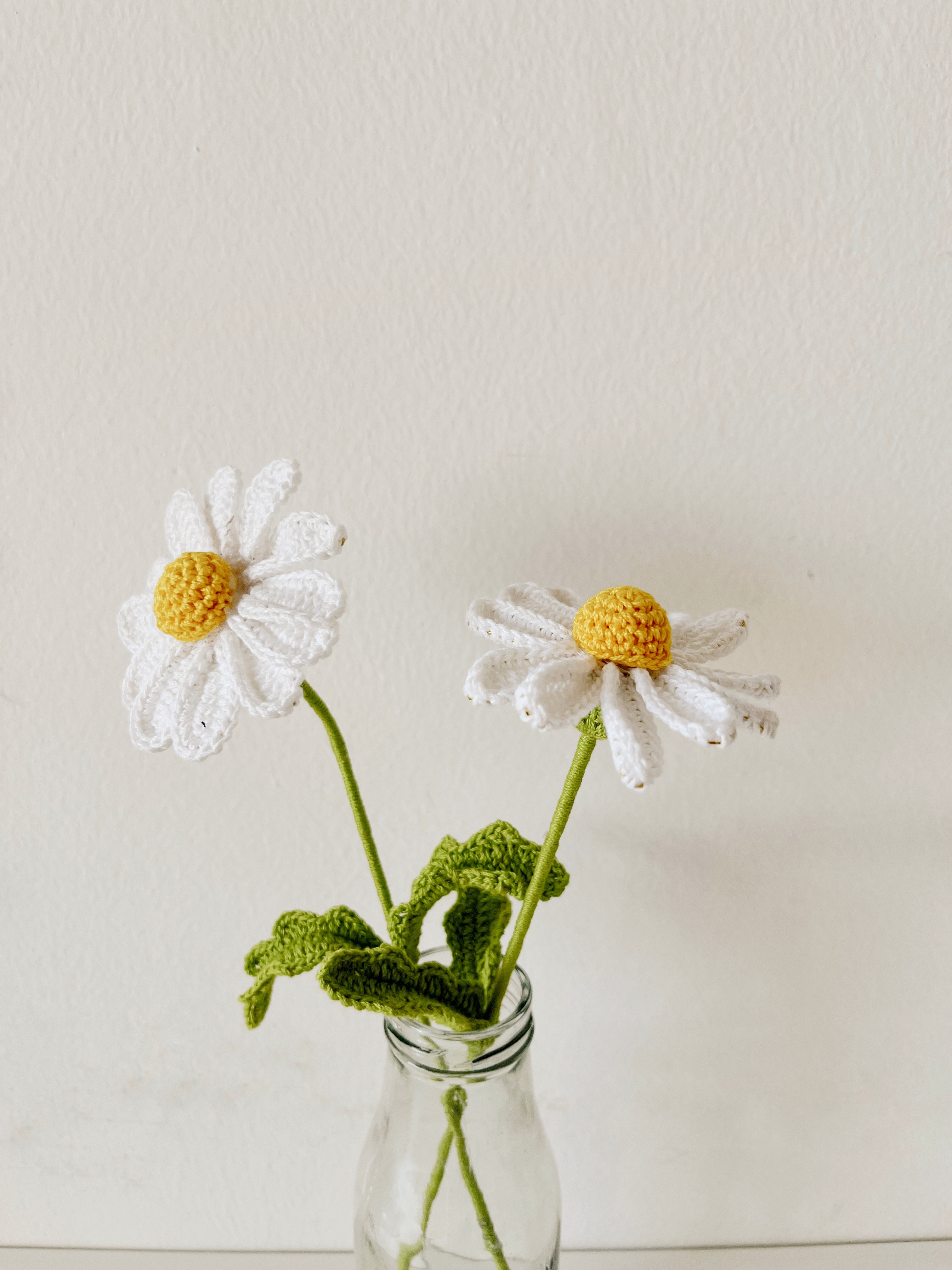 Crochet Daisy Flower thumbnail 3