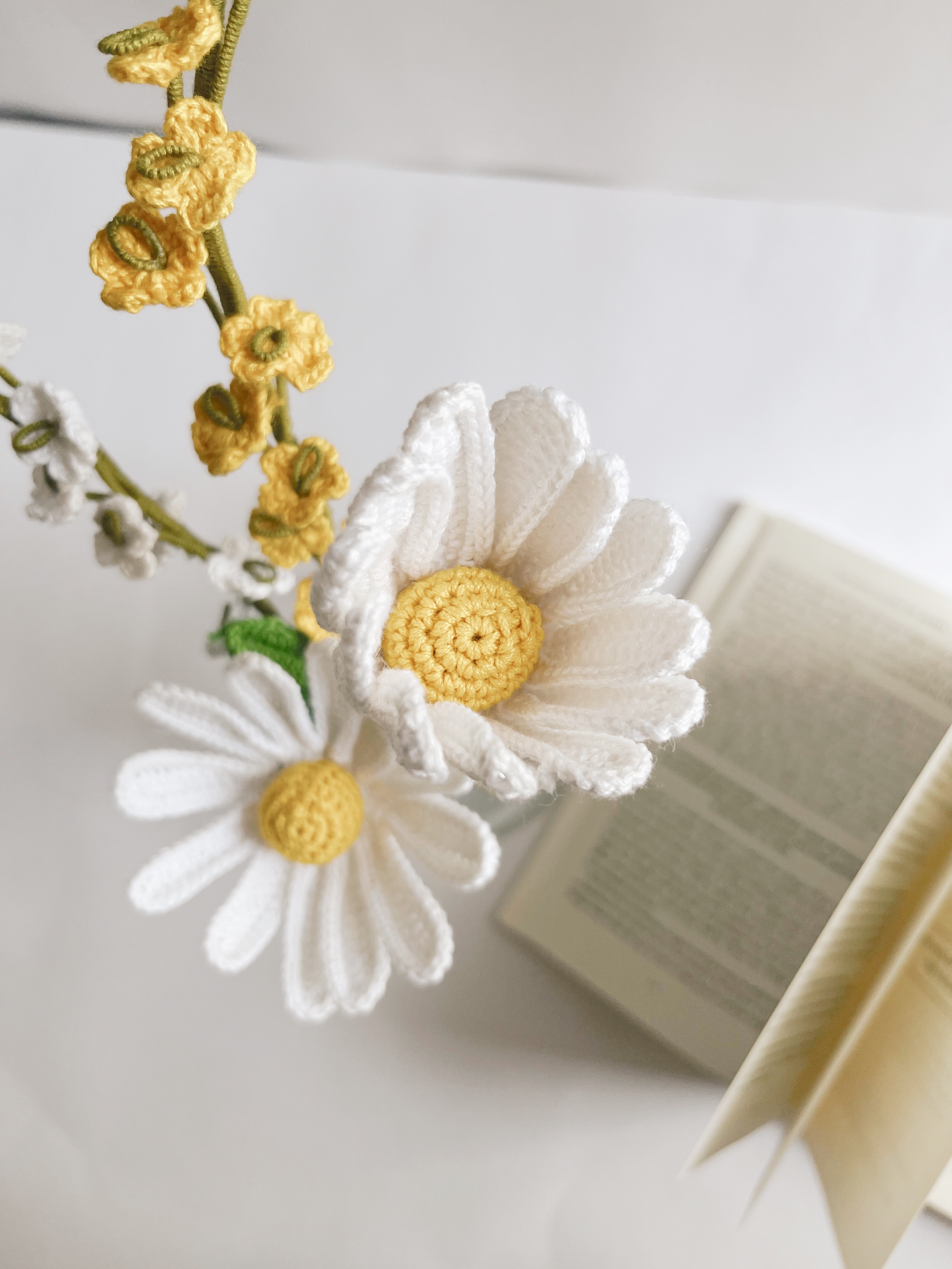 Crochet Daisy Orchid Bouquet | Includes 2 daisy , 2 orchid | Handmade thumbnail 4