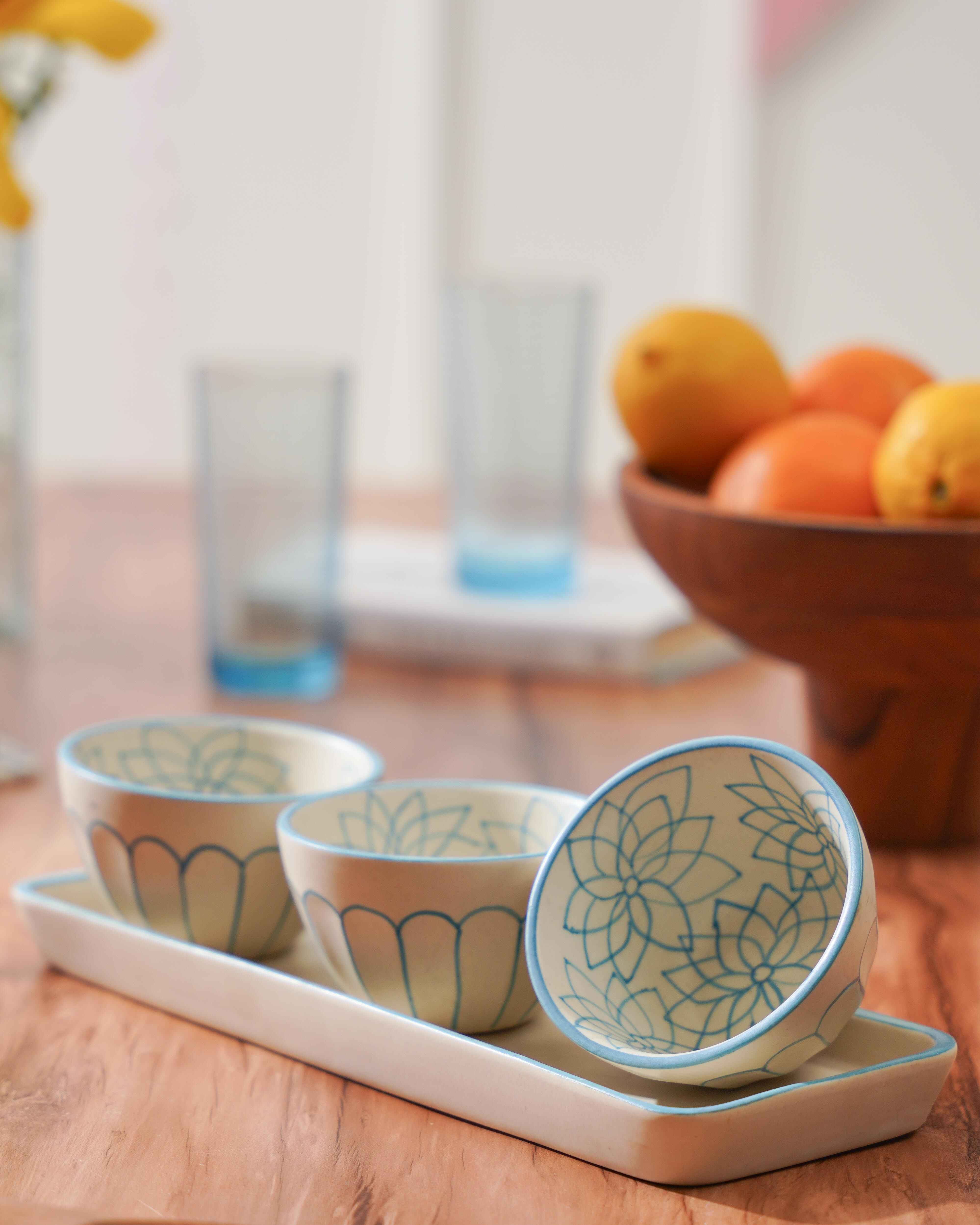 Meera- Serving set of 3 bowls with tray thumbnail 3