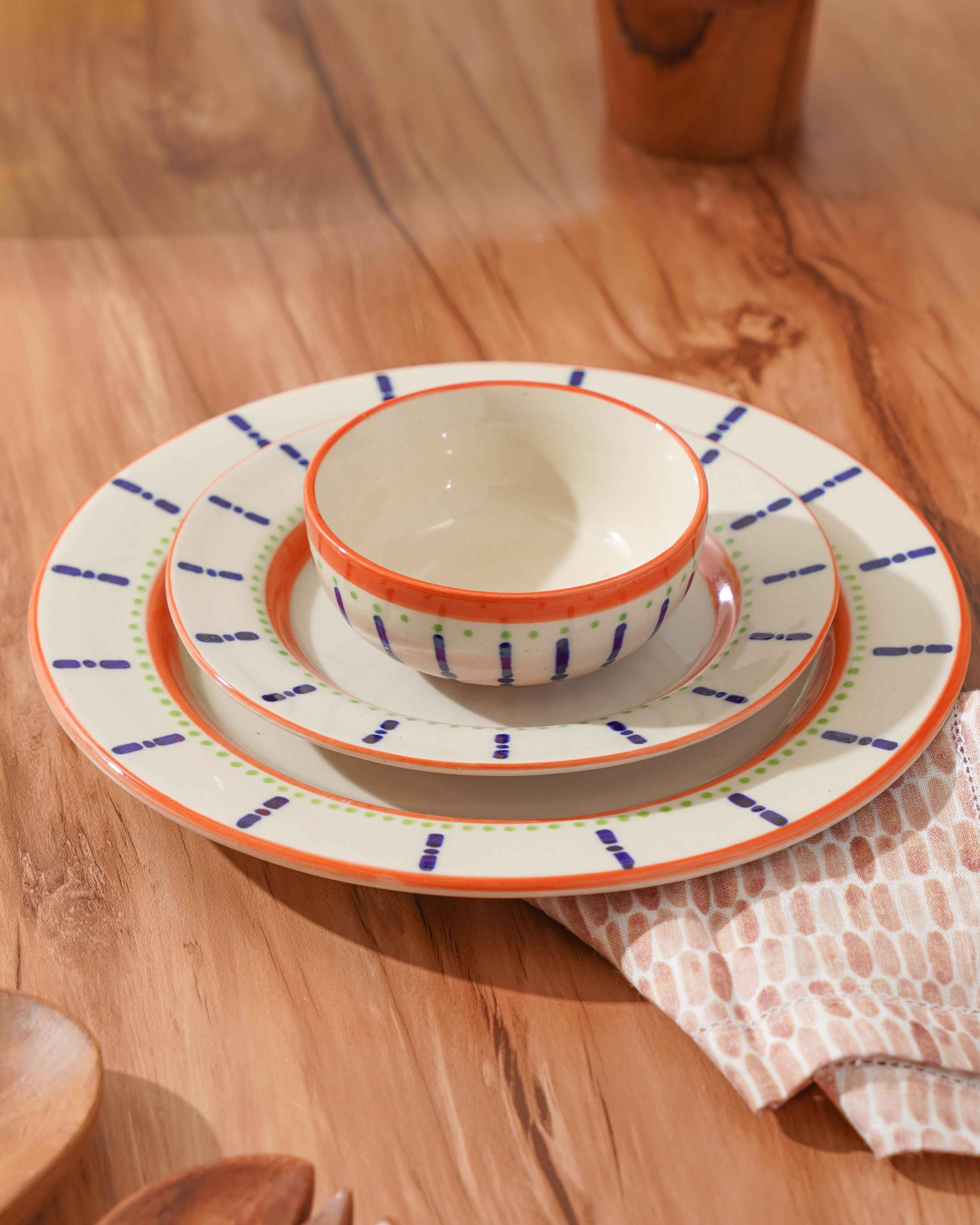 Parijat- Dinnerware set of 3 - alternate view